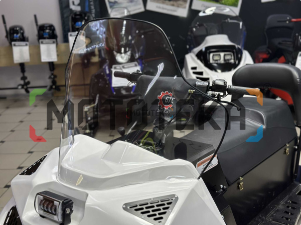 Снегоход БТС Арктик - 4Т Люкс 20 л.с.. эл. запуск. реверс. тормоз. белый (машинокомплект) | Мототека Снегоход БТС Арктик - 4Т Люкс 20 л.с.. эл. запуск. реверс. тормоз. белый (машинокомплект) | Мототека